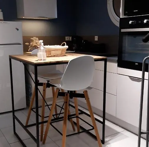Logement Prive A 50M Des Plages